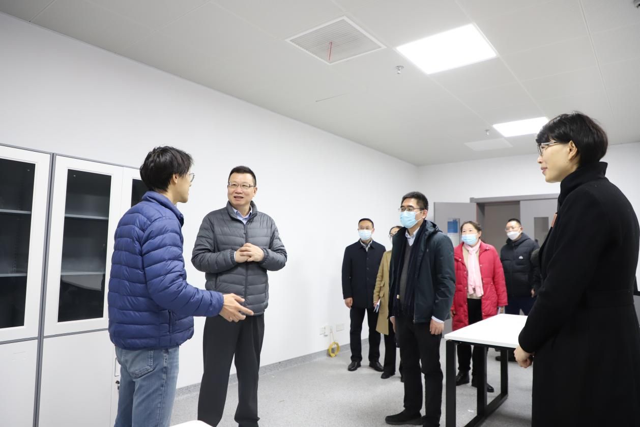 9897C92319BE1718AA52EA84D41_20DA74B4_15CA4