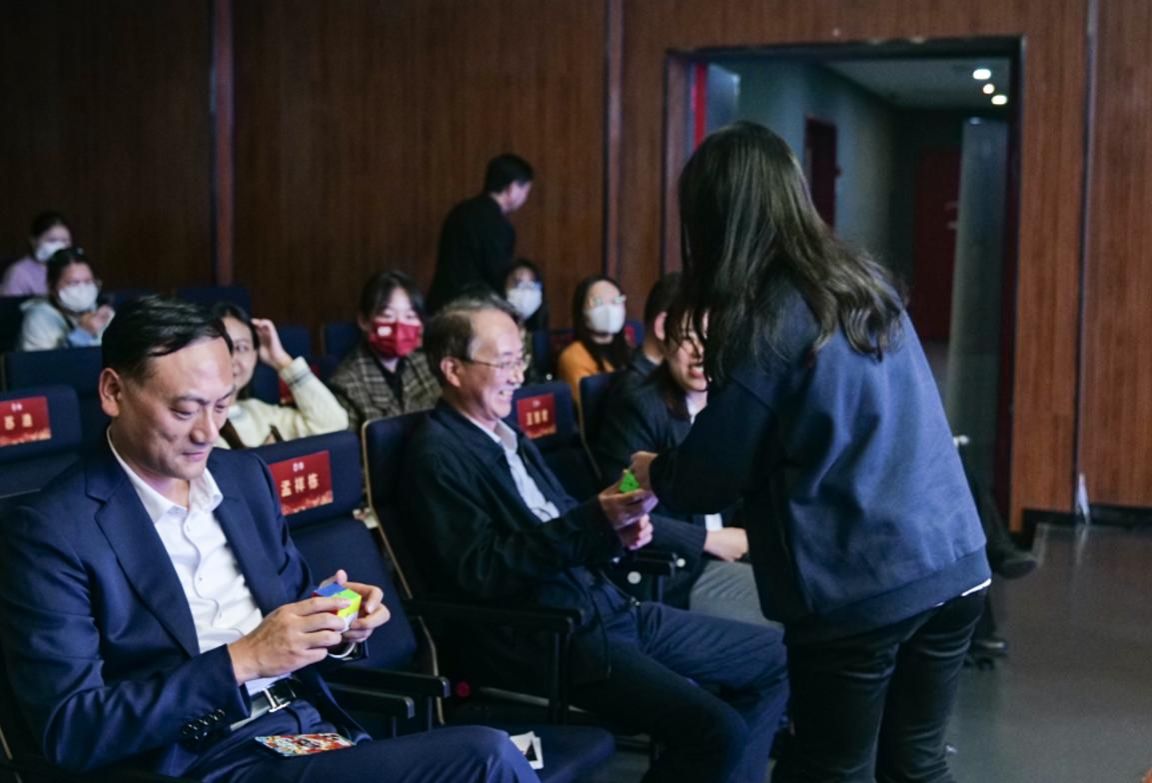 69FA7367AC29FDB23843AE6A864_54163819_15A58