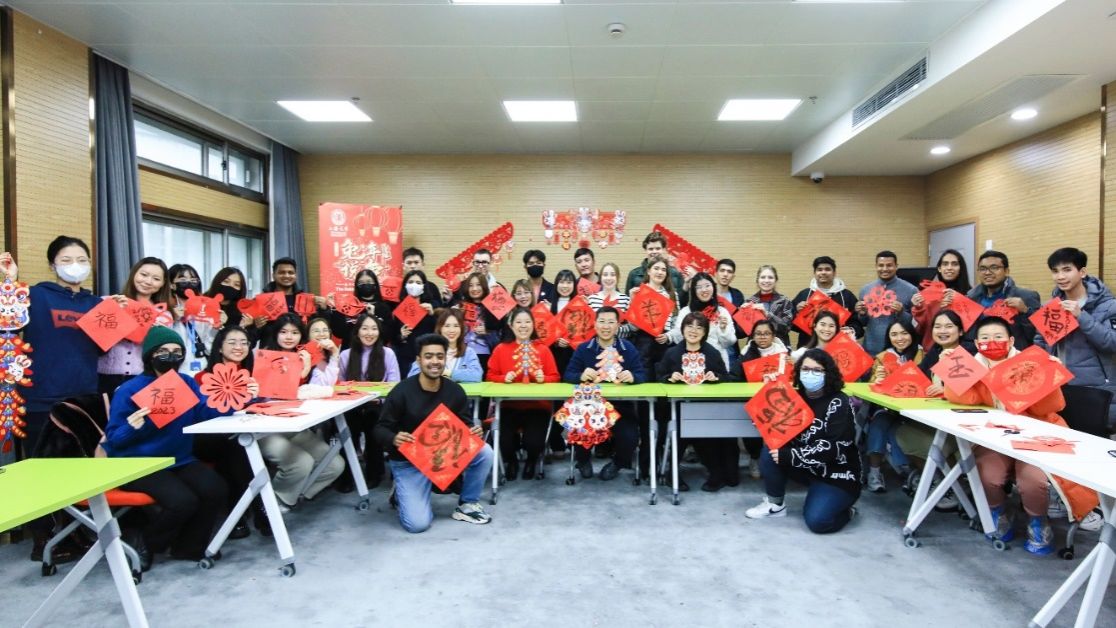 7164C4A06A72D1B2D65B7D7AF84_9894C8C1_20746