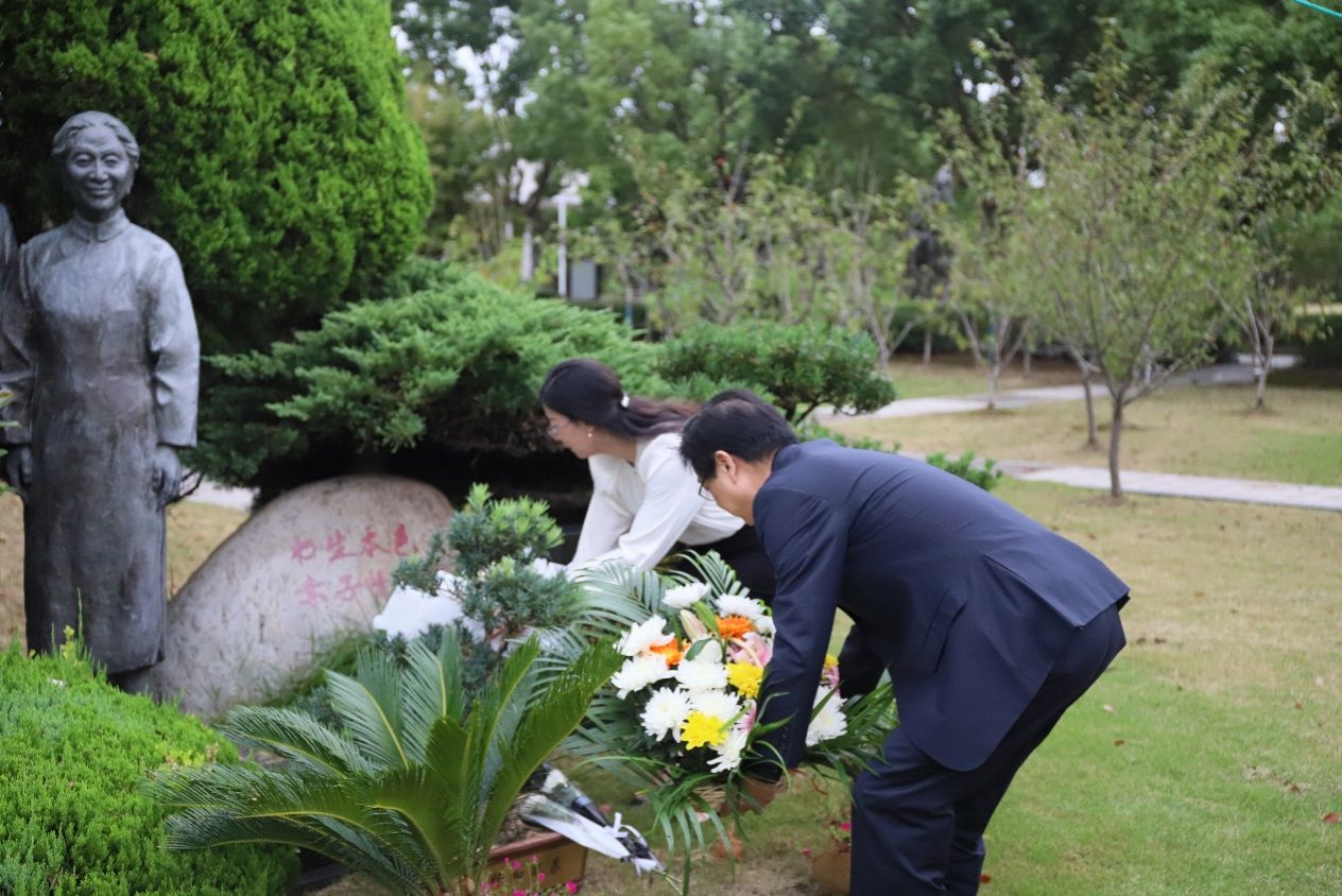 5BE0B2C920E1E7CDE6A0EAC891A_D4D91187_2D35C