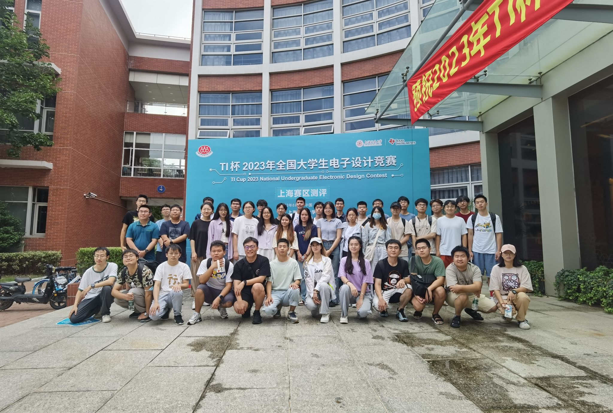 D3A71465E946D8FBC8532362984_5713BAF8_9D12B