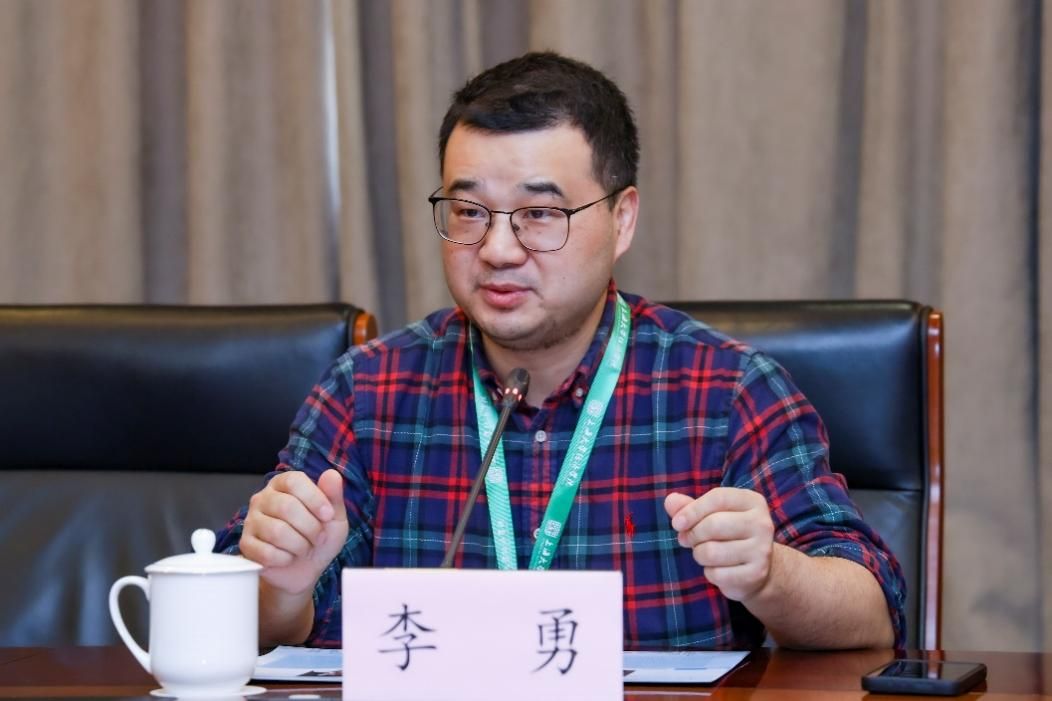 32EC48A3B8102C586017C75BCCF_BBE2A794_1282B