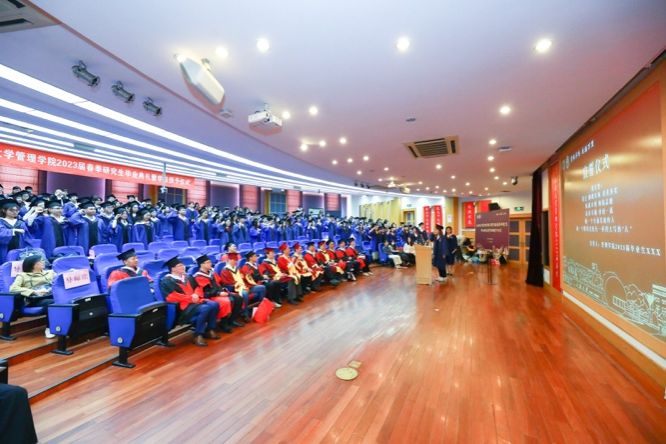 FBC9EE2AEE9D4F58349E96B8679_6BACD975_E356