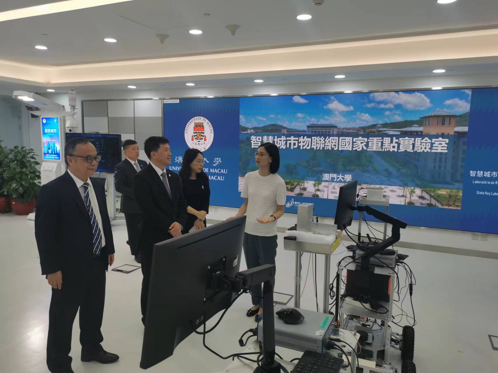 12967FB3090EDEE7A9EF004F38C_46D7F1A0_2D4BD