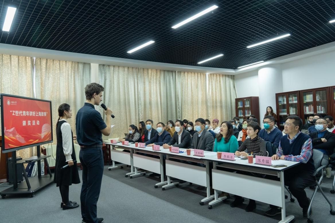 17926063D35DDE19959C9C87384_9CF9AF4E_298FB