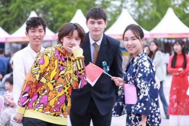 AA785C9B0C36895C51F5C72016A_440E753E_D755