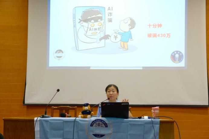 5AA0FEB7C709F31A858CD7AB15B_9DB2DE1B_70D2