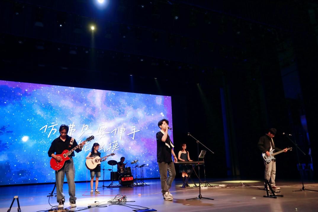 83EC8C417E98DAA825DFCE2AB39_DB9E9FE8_160F2