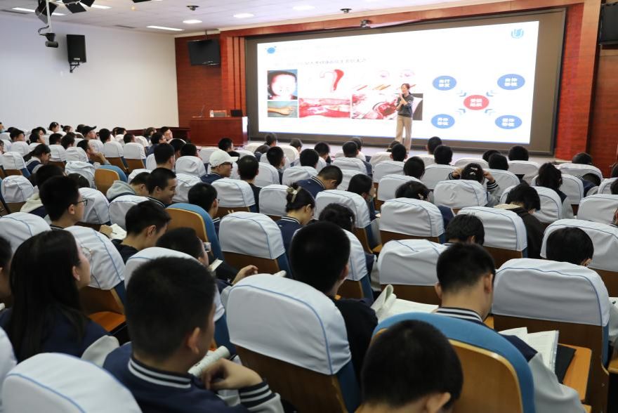 D2BC4A9786B81870DF1FCC830B3_AD105461_14A89