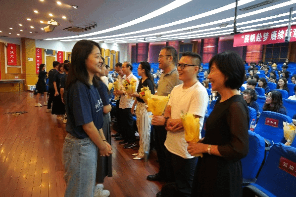 A0BE22935C01FFBB1D64890D6C4_ED2754B3_200EC