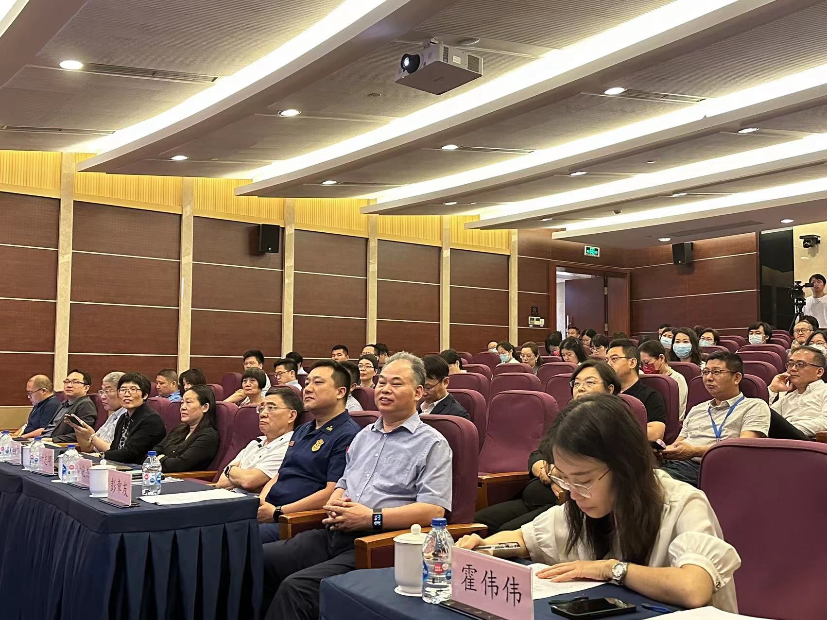 07A67A2EBB76EF932095E4E7096_08EDAAAE_547F8