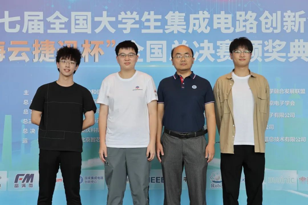 5CEE06D03122869C552B411DA65_2AEF1FA7_15567