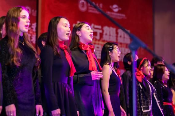 3589F33A355149505B618516134_04A52C95_8A25