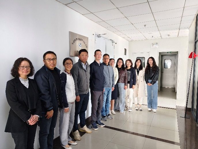 3A71242F5BC7D97C2EB7C810EE5_9CEB105B_F89A