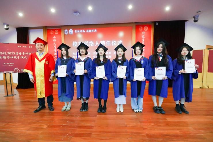 805D0E4E44900B7053EACC483FE_50F5E6C5_F222