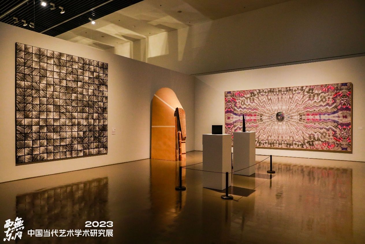 1F6140AC3176100FE2300780D09_2791FC10_2FF5D