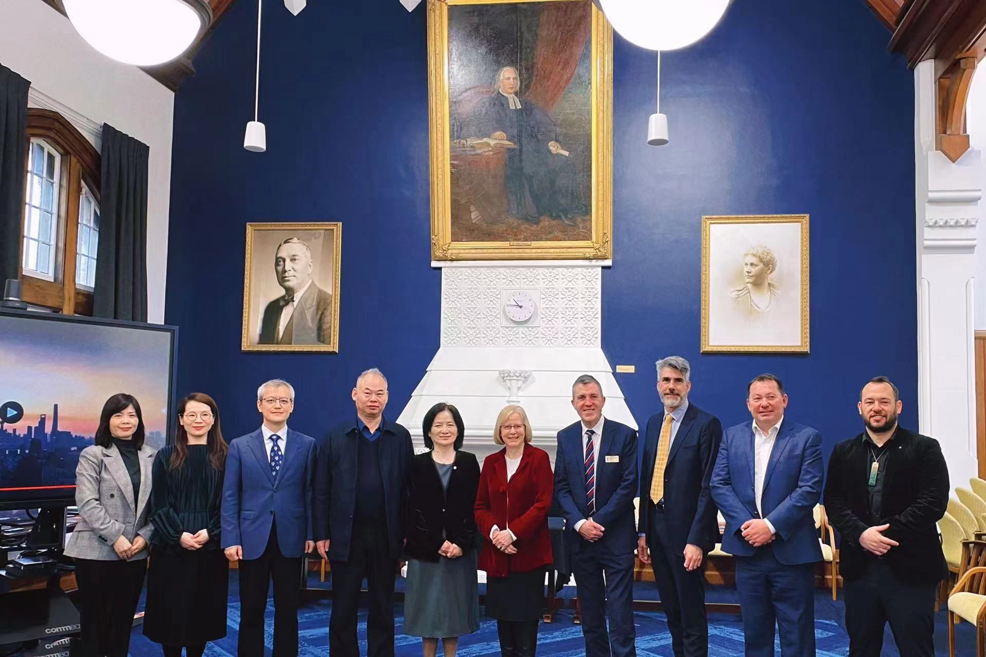 E964BAFDF73790D3B5BA5165796_0D674E20_41E40