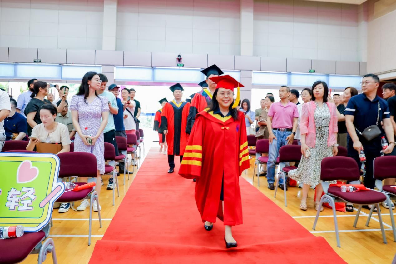 63E8BFBA32CD621D1F78CA4F042_27F60EC2_25839