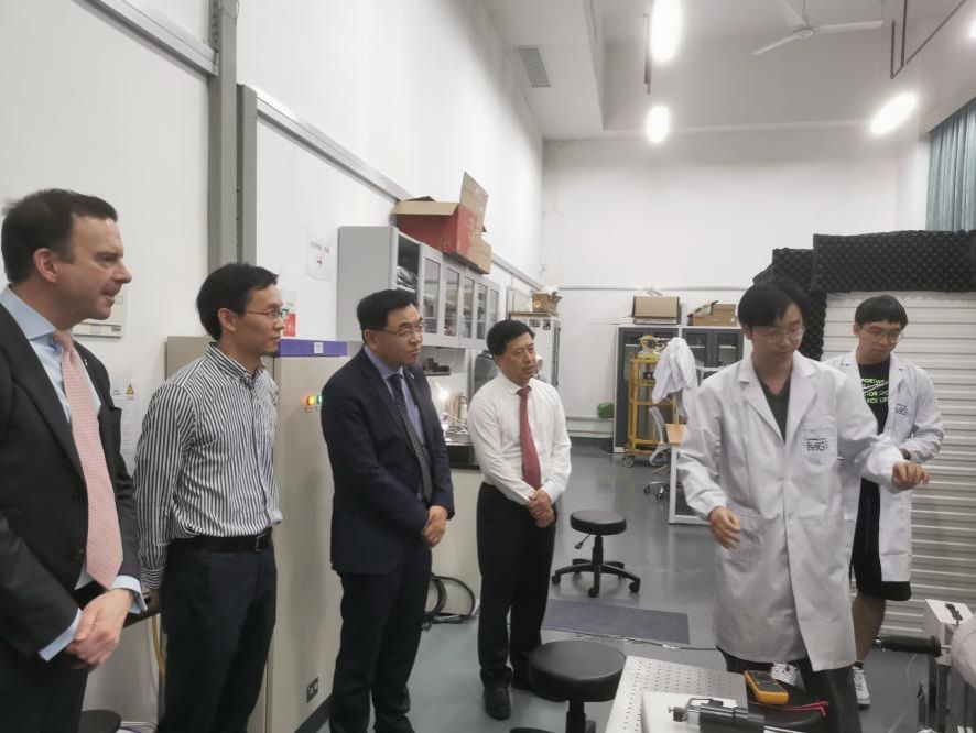 59BF47CB550F7F53C5920AD7A20_AB144259_124DC