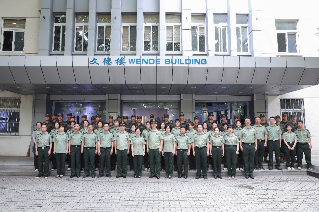 296C5F2A20EA73F887B5FC75355_E7FBF423_36725