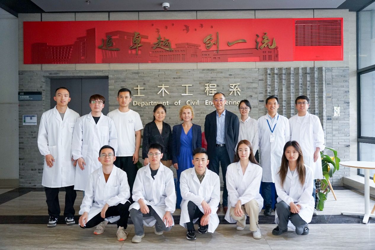 B6B1F77EAD52FB07A73E671BE81_C3F8395D_2C06E