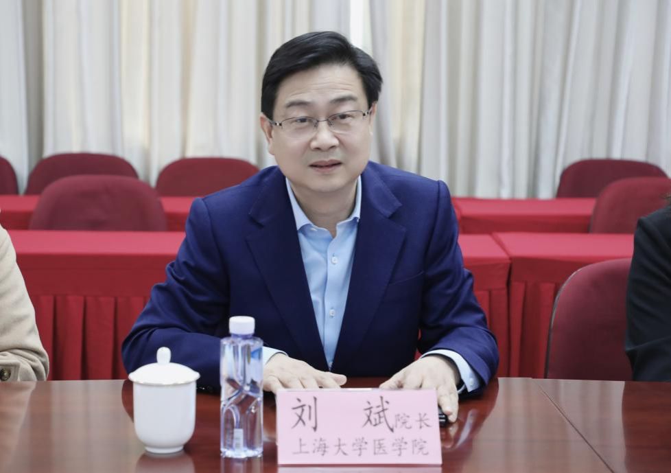 14AF810F4678C15AF70701424D5_7DF11EA3_F152