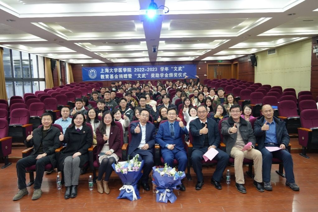 FF8613E2C3FCDAFBB87C84E6BDE_45EBC826_21E1B