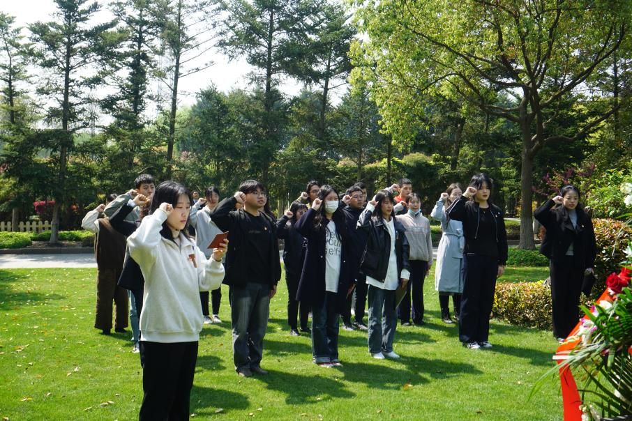 15EC3E4F126D0AF73E9E9411B30_1613F7EA_28135