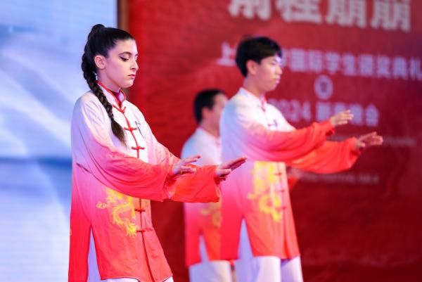 226F1A858565DC7C12A9C2D9E3E_BFCF5929_78B3