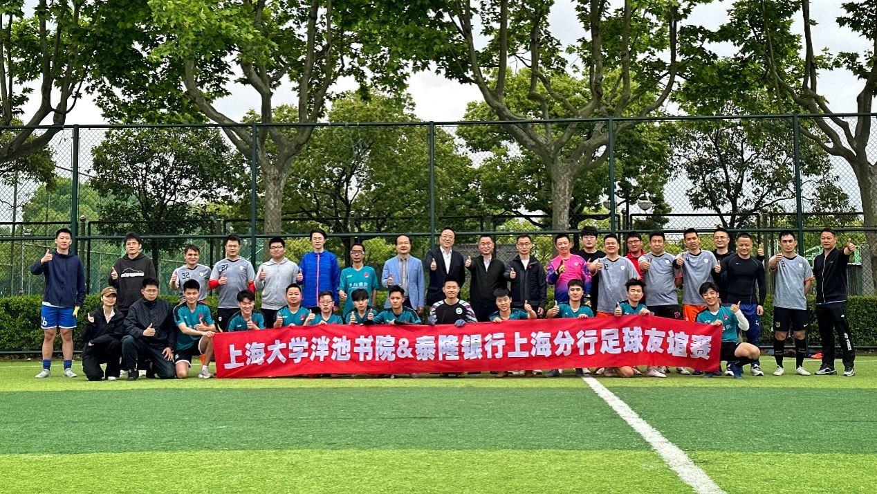 4B093205CE0A5EC3F1AA71B566B_D175F695_4F4BD