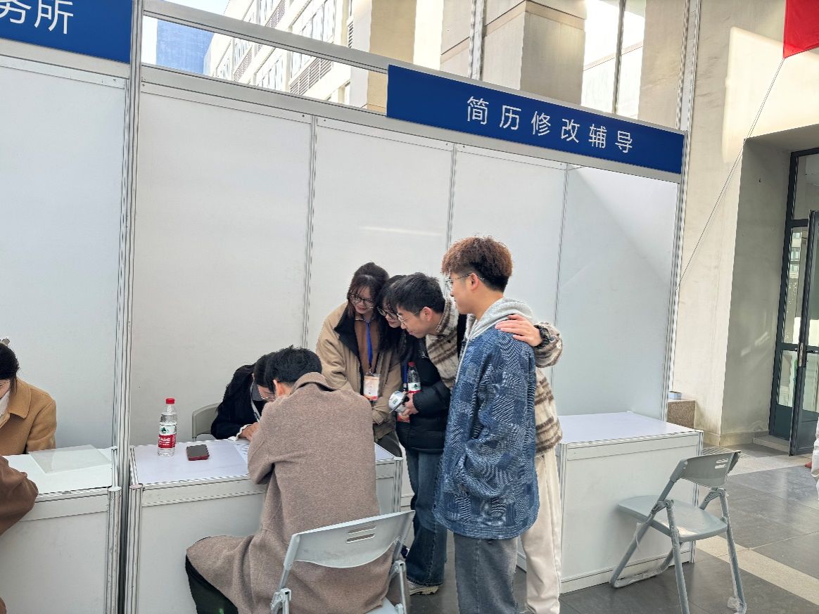 6DE6C4CF08B63BFF49197FF5F43_E62E703D_26144