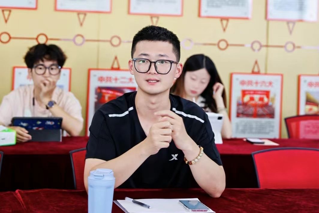 F429058D2F56C610D71B03292B1_D252EF28_1328F