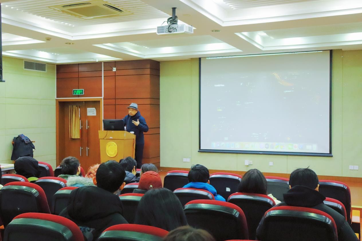 7BFF5282914175DD92291C8FD16_60060146_1B639