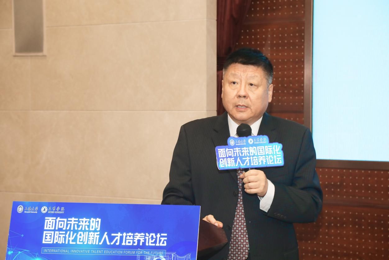 0E20555706750D4E94282FC7A74_4EF17C5B_16605