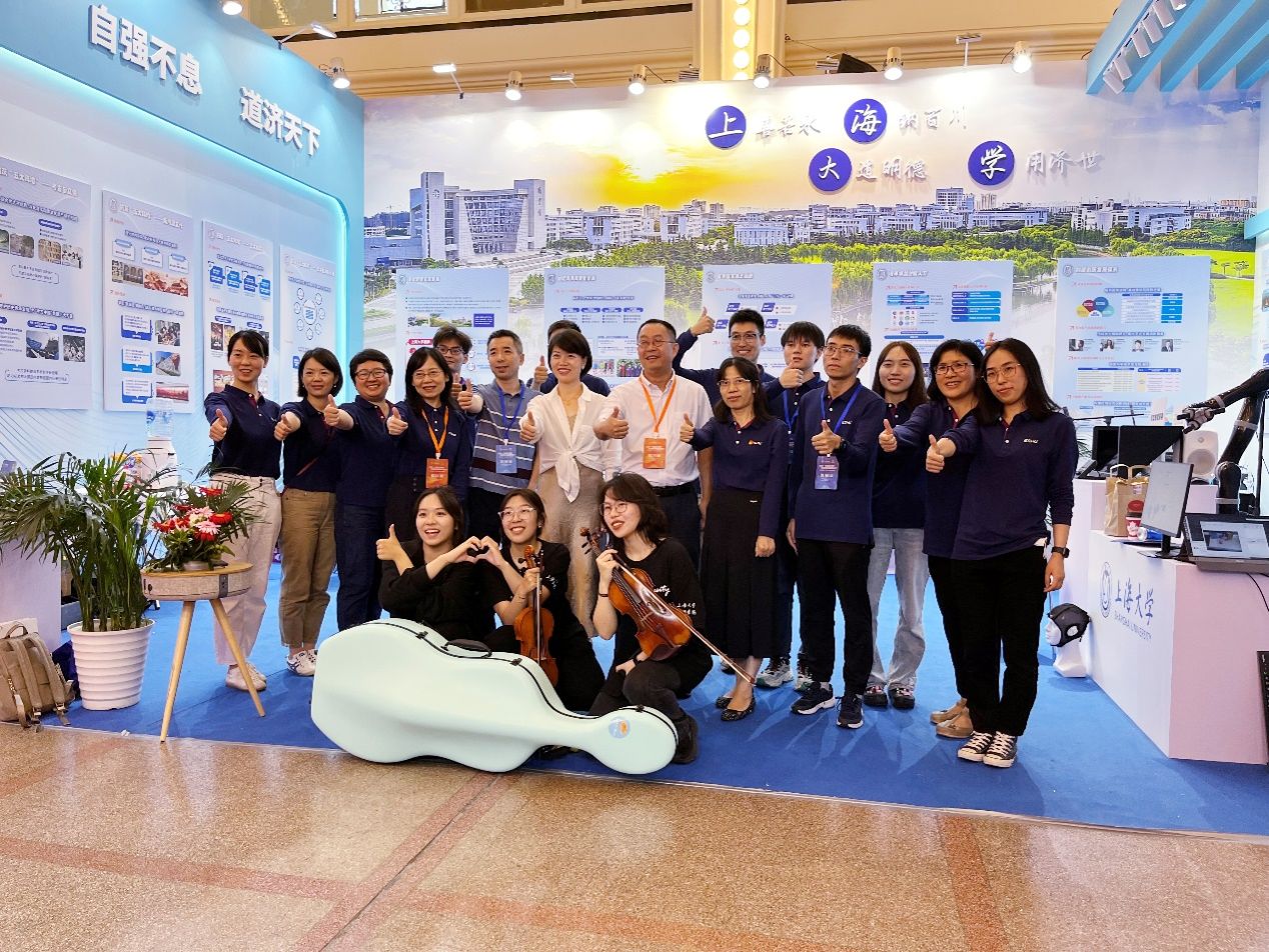 A3230A5B1D3CC840A8066109F54_A86E4EC3_452EC