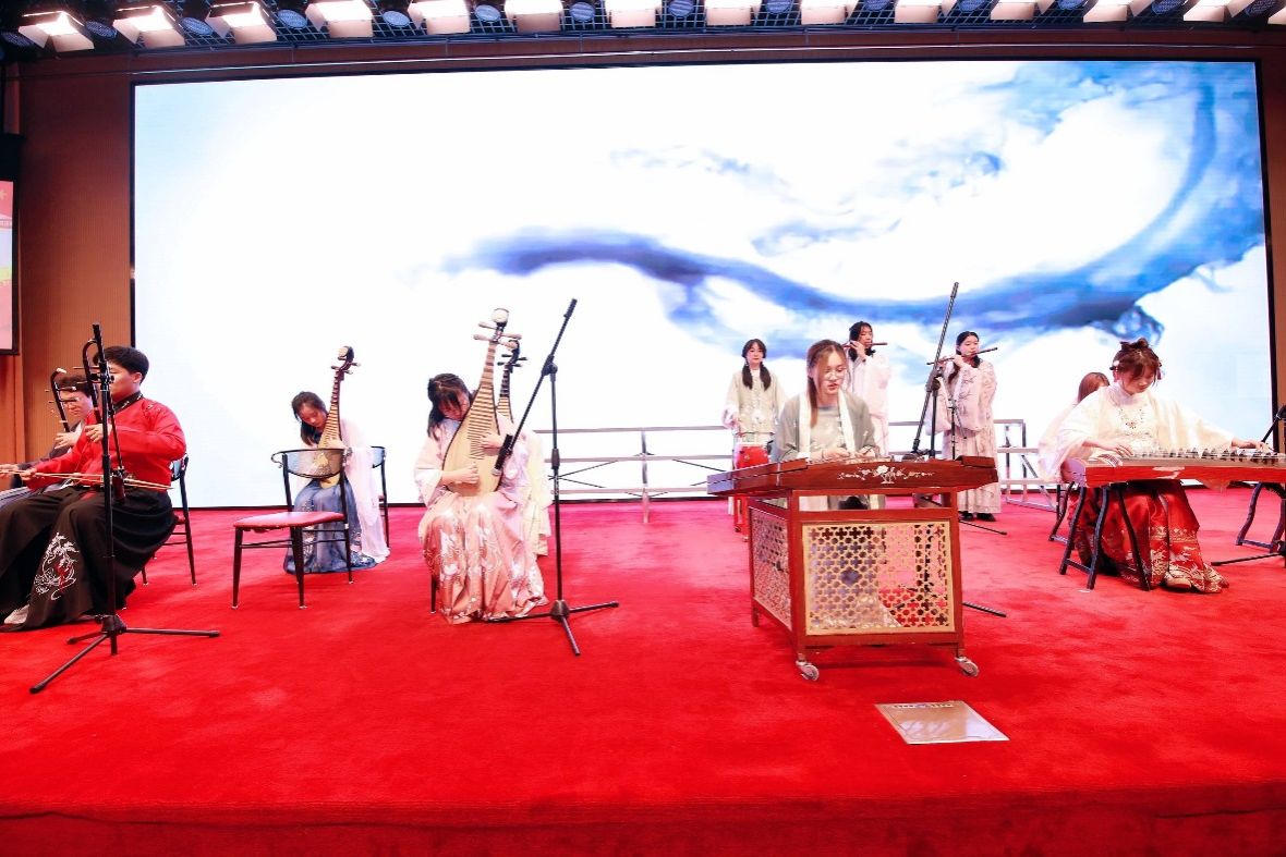 4101189D890AC3C3396D11D1230_CC6A75AF_23941