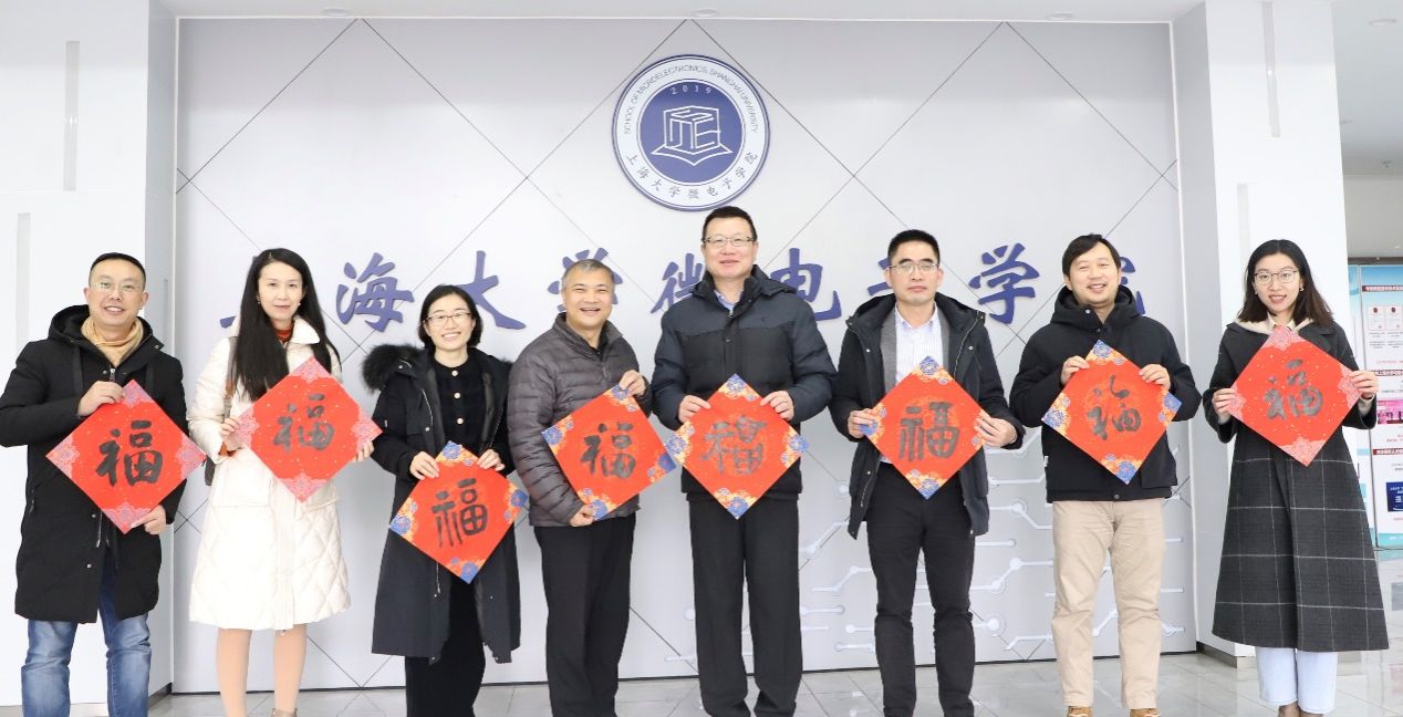 FCD3E23DFA348B72C2BABEEE1D6_FF17692A_1D4B2