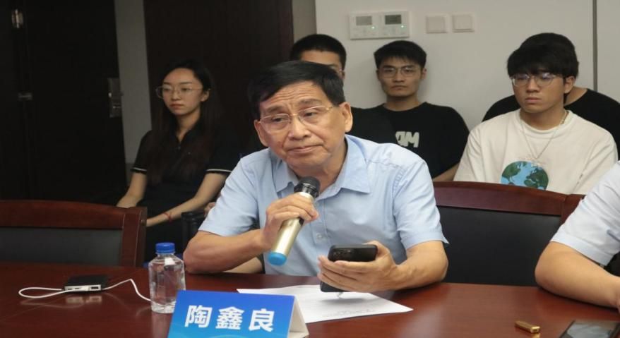 5B21756A6FC12B35CB4C39FF8B2_3280D025_ADFB