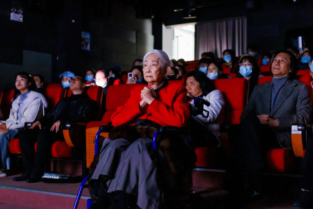 C44A79A7D554493E16D4F340335_3C23D1D0_4DD2F