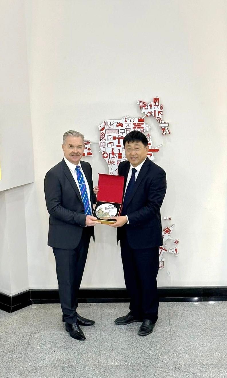 C2B66B060E9BC18D3D07BA1D20D_F800CEC9_1FDF9