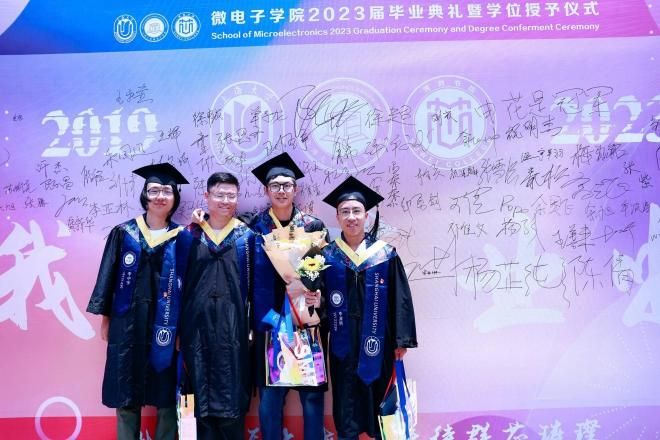 869D0A1D364F90784F37F1DCB1D_B7A99DF8_E827