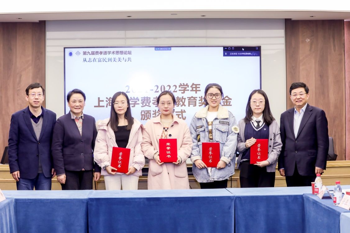 BC90EDD596E14EA88C87AAE6031_76942317_1CB25