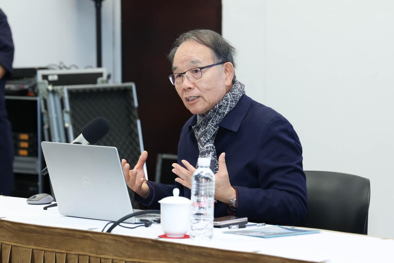 3ADE9E5EF273BF9351E8EFE3748_DE153383_14D4F