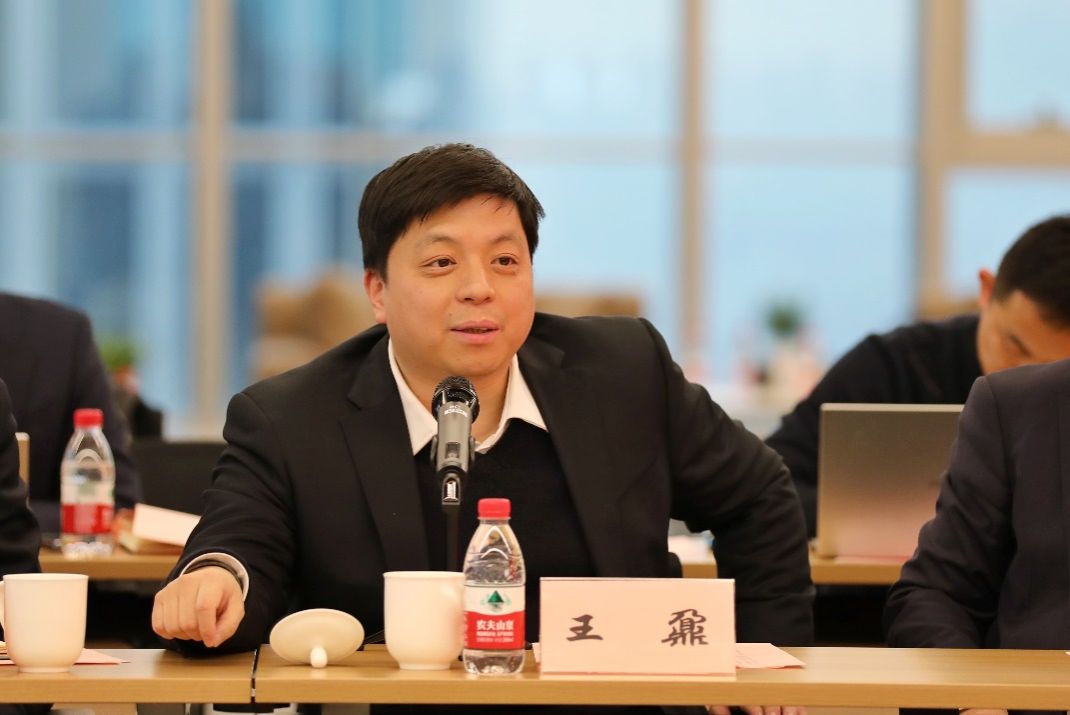 4A7DB02E011F9593BA069F76A86_CA25EBB4_10D41